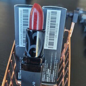 Younique Moodstruck Opulence Lipstick - Excessive